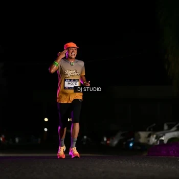 Runner Photo 7885178