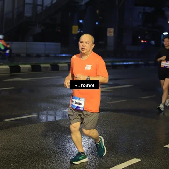 Runner Photo 7885184