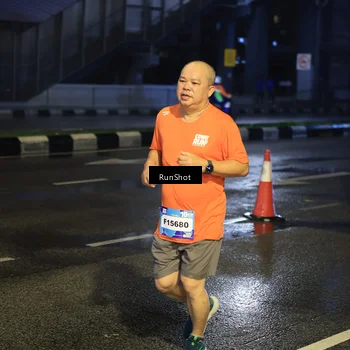 Runner Photo 7885196