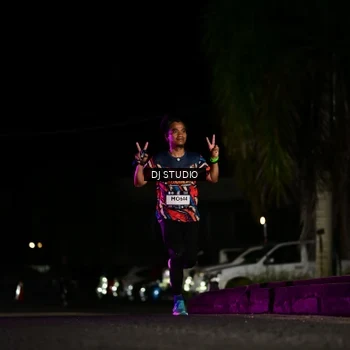Runner Photo 7885212