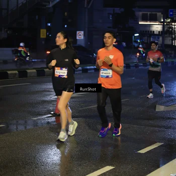 Runner Photo 7885216