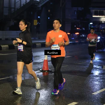 Runner Photo 7885221