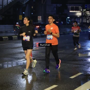 Runner Photo 7885223