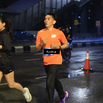 Runner Photo 7885239