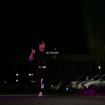 Runner Photo 7885252