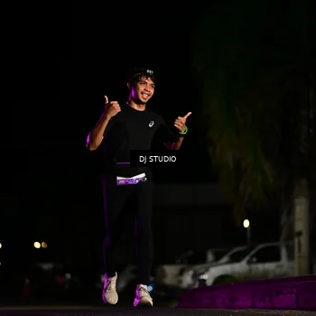 Runner Photo 7885255