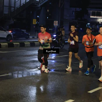 Runner Photo 7885258