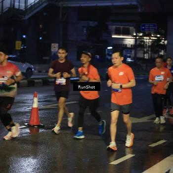 Runner Photo 7885268