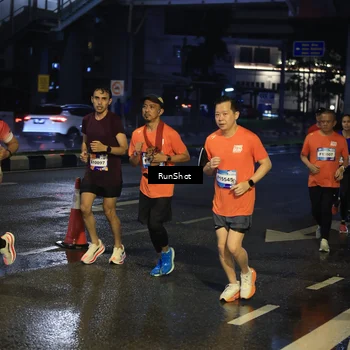 Runner Photo 7885276