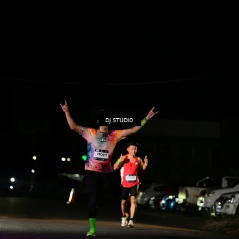 Runner Photo 7885285