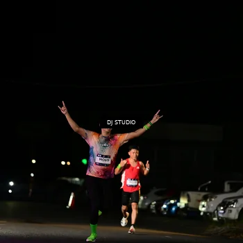 Runner Photo 7885287