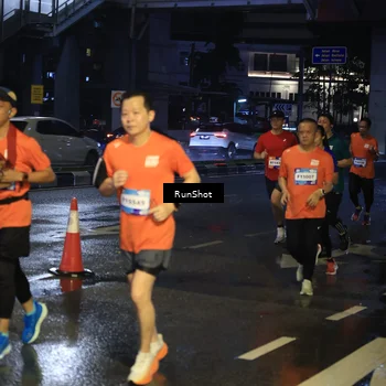 Runner Photo 7885290