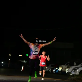 Runner Photo 7885291
