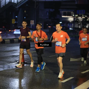 Runner Photo 7885296