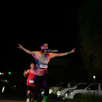 Runner Photo 7885334