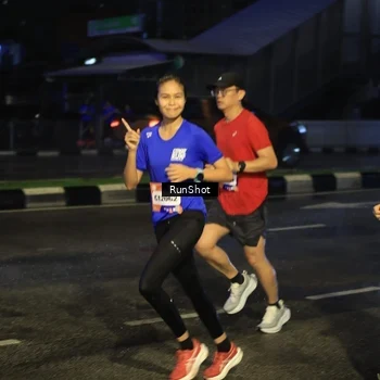 Runner Photo 7885338