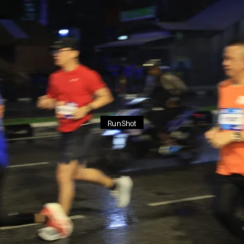 Runner Photo 7885345