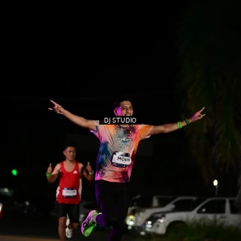 Runner Photo 7885353
