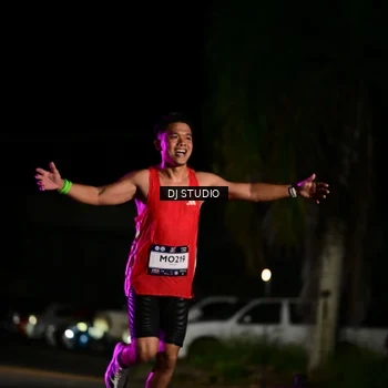 Runner Photo 7885381