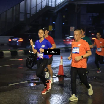 Runner Photo 7885382