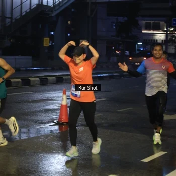 Runner Photo 7885385