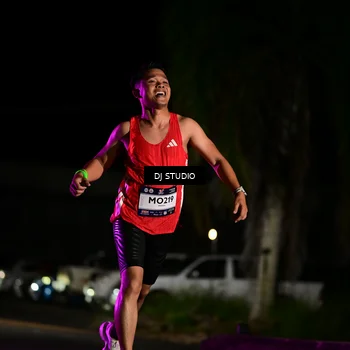 Runner Photo 7885386