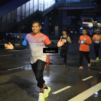 Runner Photo 7885398