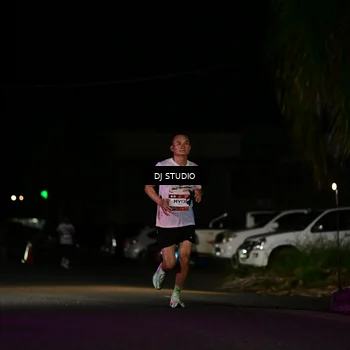Runner Photo 7885404