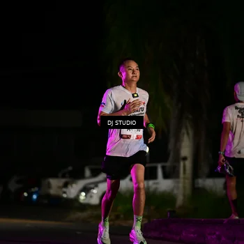 Runner Photo 7885409