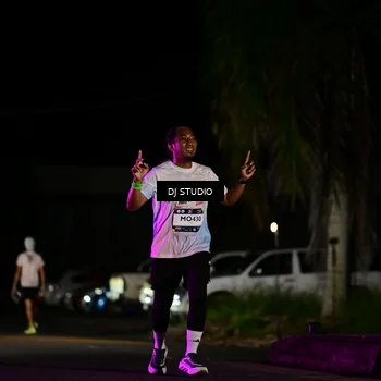 Runner Photo 7885430