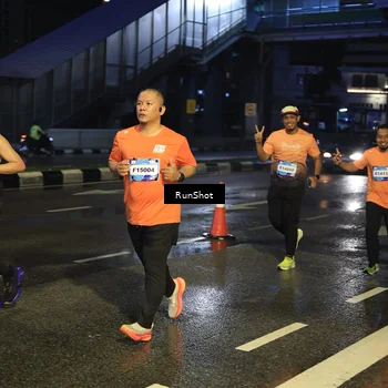 Runner Photo 7885434