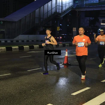 Runner Photo 7885439