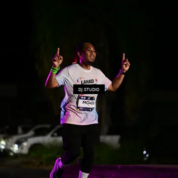 Runner Photo 7885440