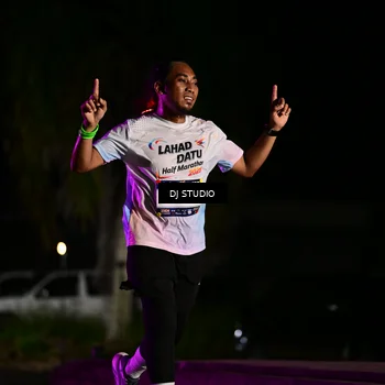Runner Photo 7885444
