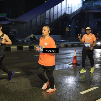 Runner Photo 7885447