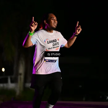 Runner Photo 7885450