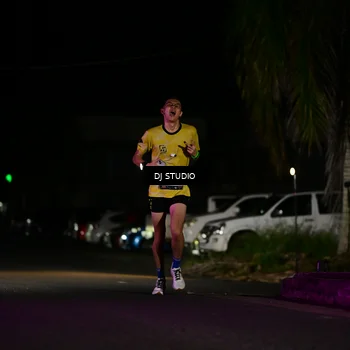 Runner Photo 7885451