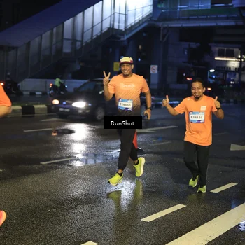 Runner Photo 7885454