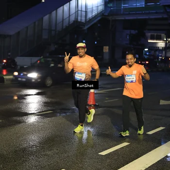 Runner Photo 7885459