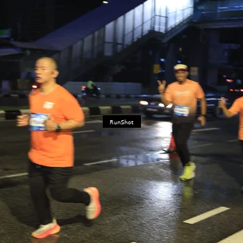 Runner Photo 7885460