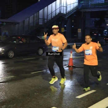 Runner Photo 7885465