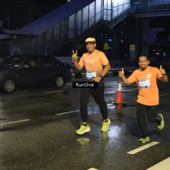 Runner Photo 7885466
