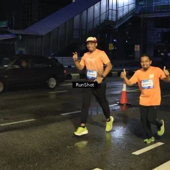 Runner Photo 7885469