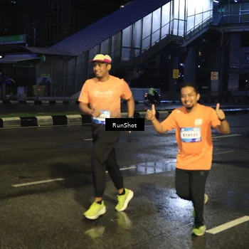Runner Photo 7885478