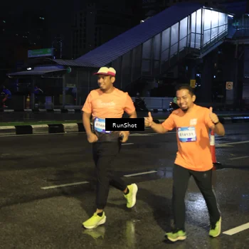 Runner Photo 7885484