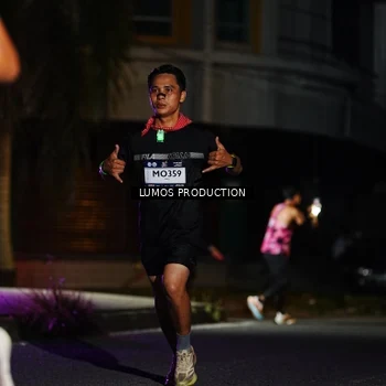 Runner Photo 7885491
