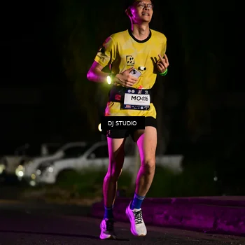Runner Photo 7885492
