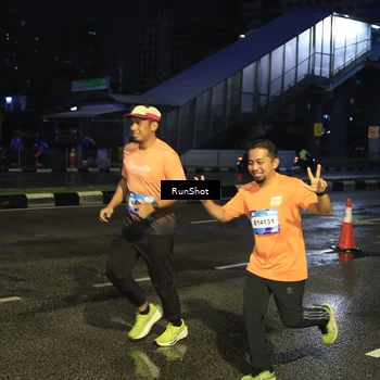 Runner Photo 7885494