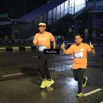 Runner Photo 7885499