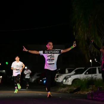Runner Photo 7885504